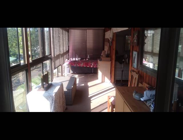 2 BEDROOM GATED ESTATE FOR SALE IN ESCOMBE